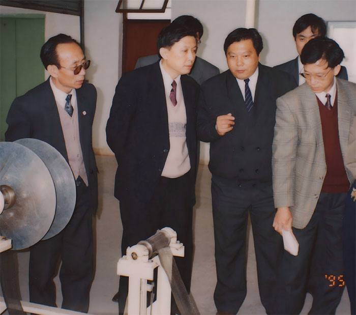 音容笑貌