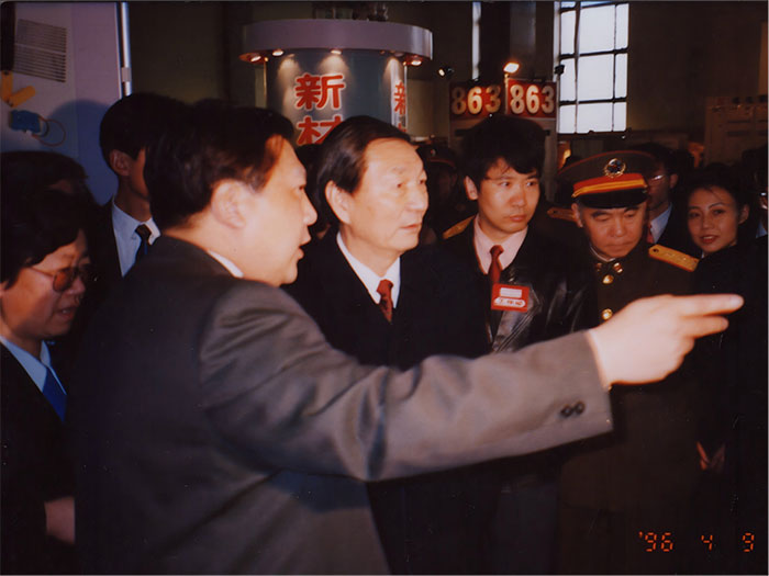 音容笑貌